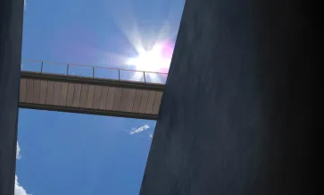 Alterações Climáticas lado inferior da ponte